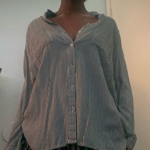 sophisticated black and white long sleeve !